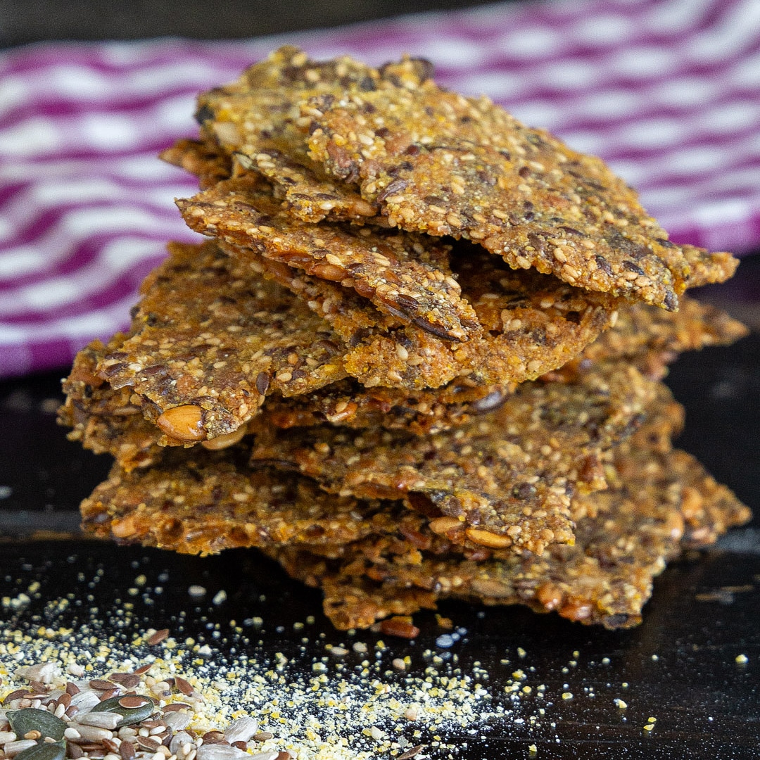 crackers-facilissimi-farina-mais-semi-senza-glutine-pasquetta-contemporaneo-food