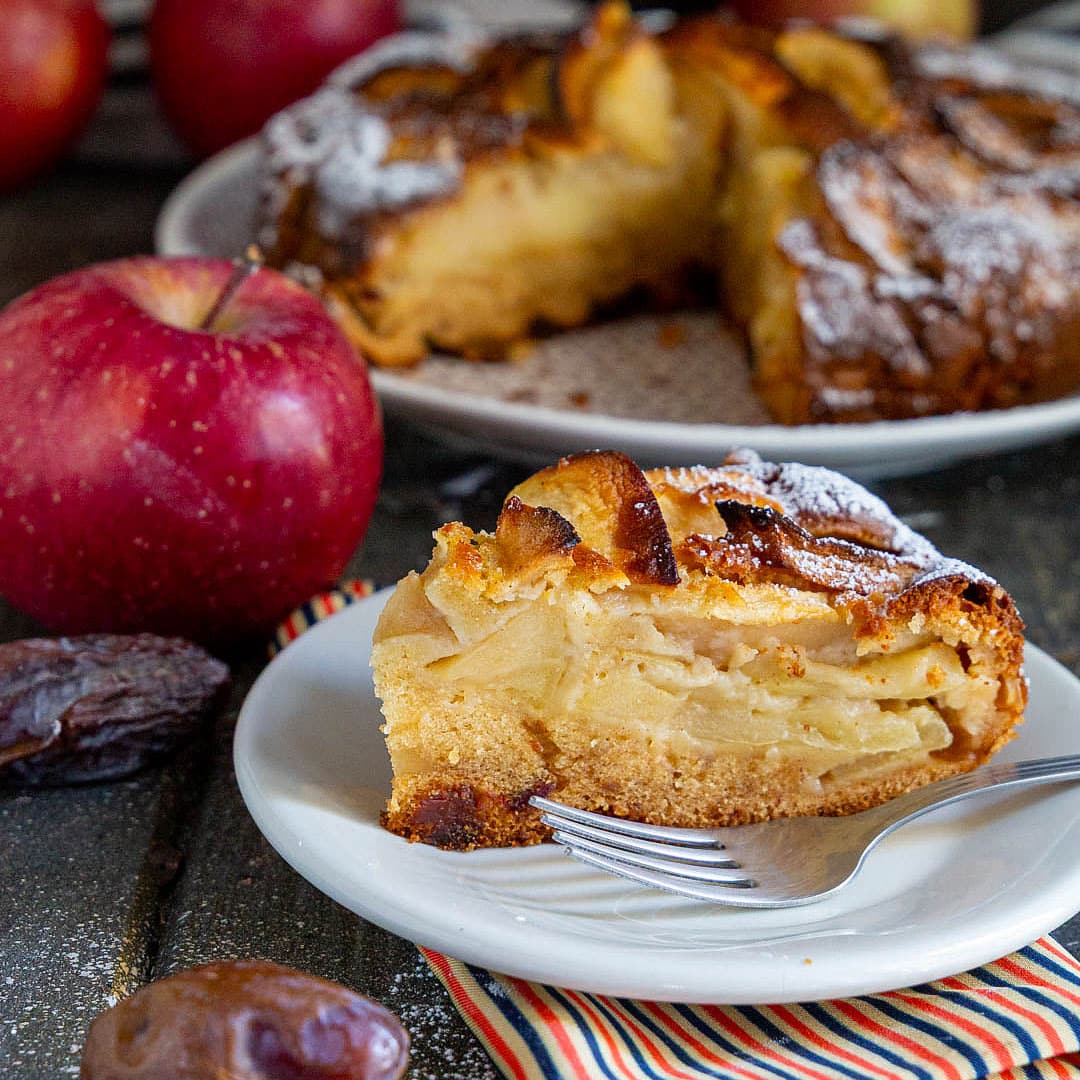 torta-mele-datteri-umidissima-dolce-facile-contemporaneo-food