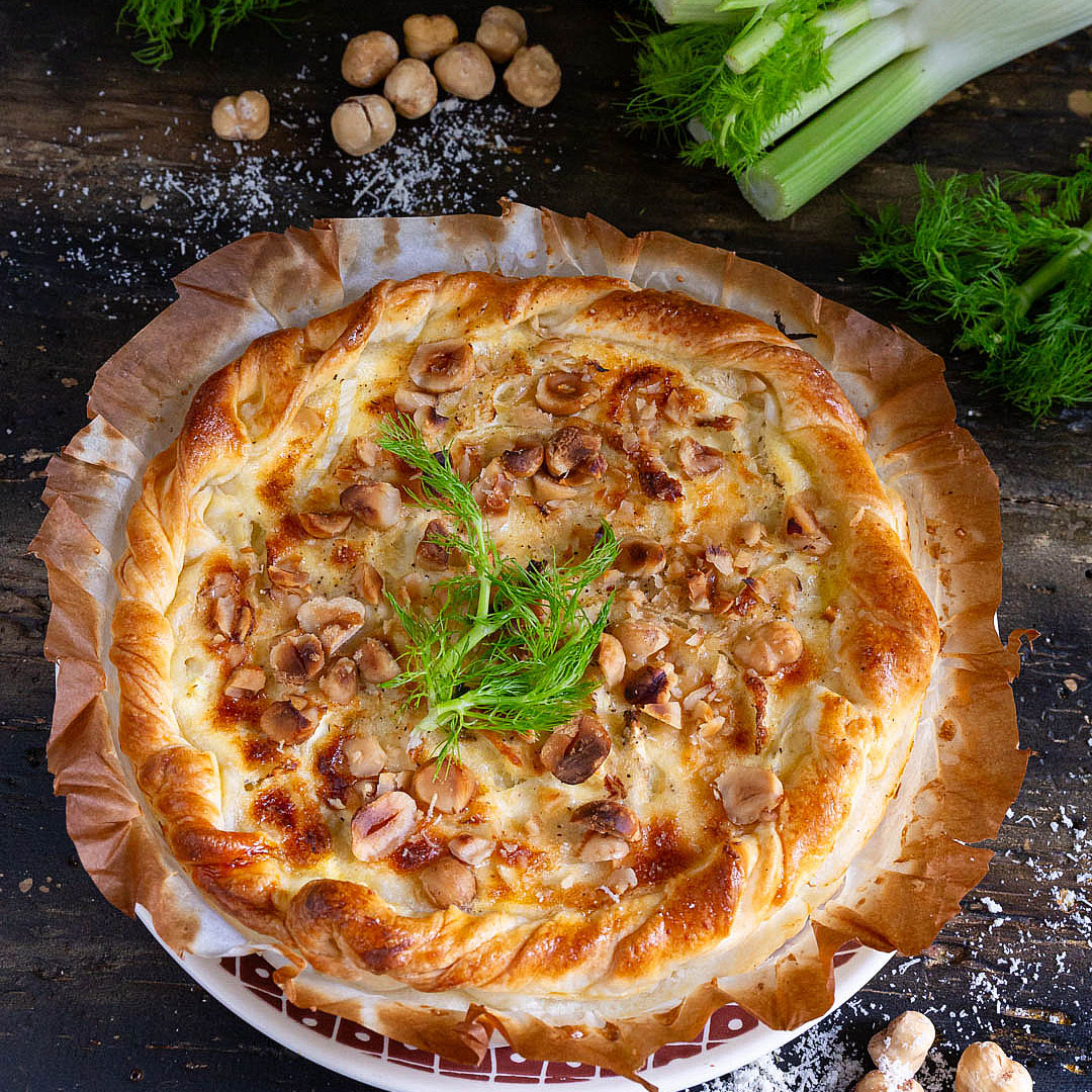 torta-salata-fiocchi-crema-parmigiano-ricetta-vegetariana-facile-veloce-contemporaneo-food