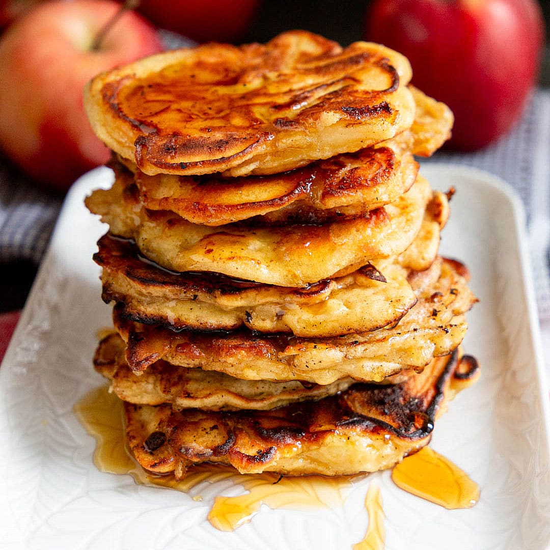 pancake-di-mela-facilissimi-colazione-merenda-veloce-contemporaneo-food
